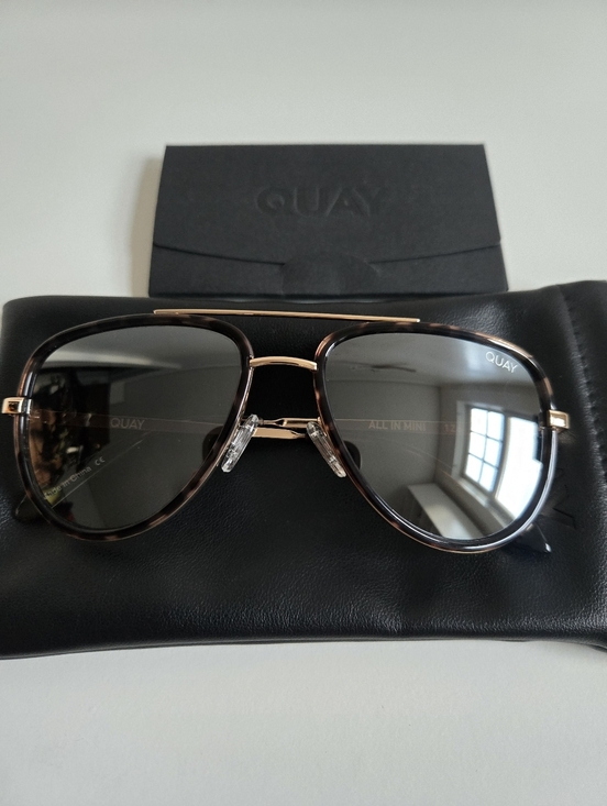 New Quay x JLo Limited Edition All In Mini Frame Green Fade Lens Mini Aviators main image 5